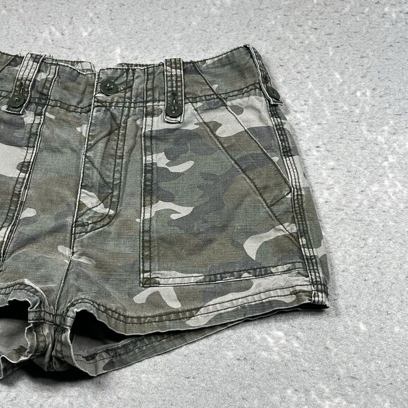 Free People High Rise Camo Shorts Size 0 In M Military Camo Pockets - Picture 5 of 13